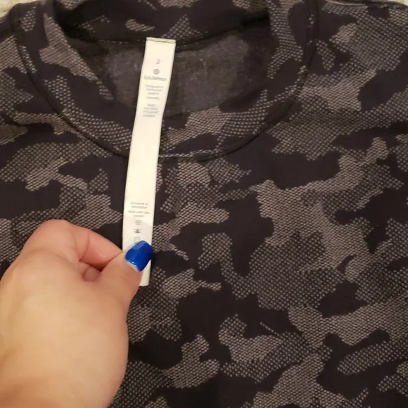 Lululemon Long Sleeve Top - Picture 2 of 5